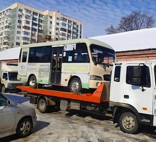 Эвакуатор для автобусов в Москве и области